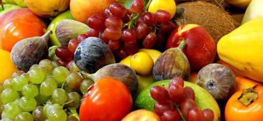 Outono – temporada de frutas e sucos. Outono – temporada de frutas e sucos.